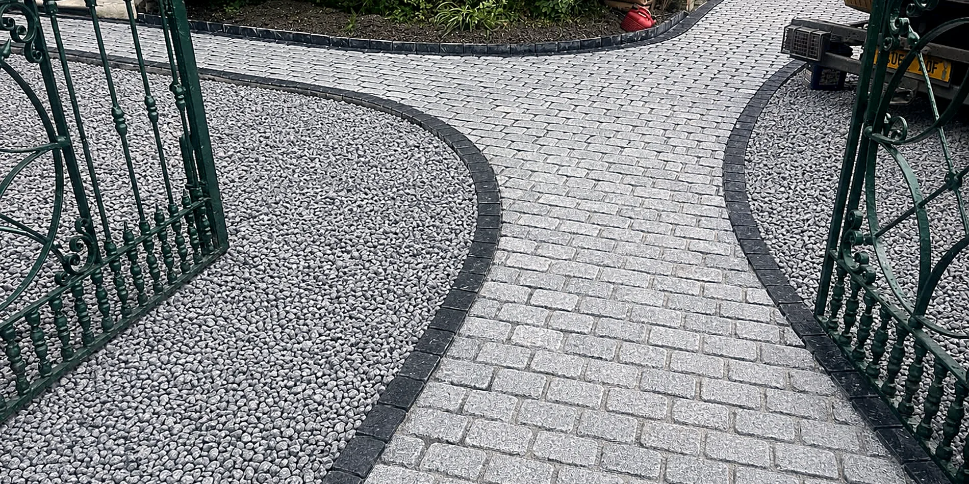 Granite Cobble Driveway & Pebble Borders, South Dublin