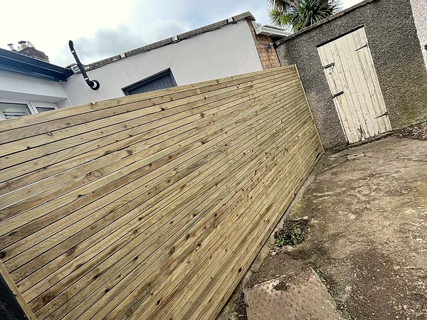 Garden fencing in South Dublin by Dundrum Paving