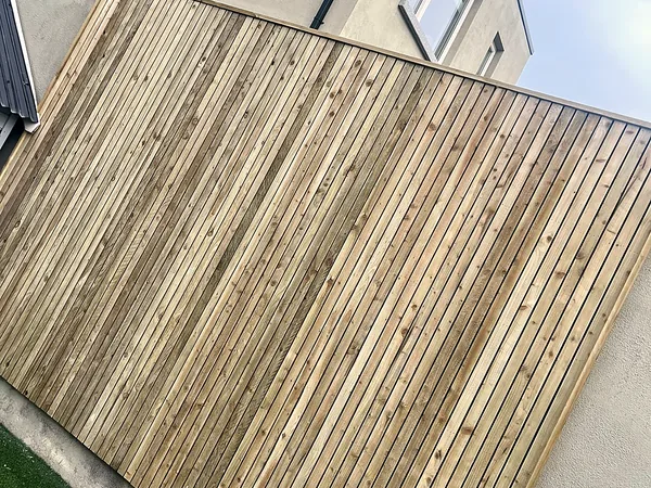 Garden fencing in South Dublin by Dundrum Paving
