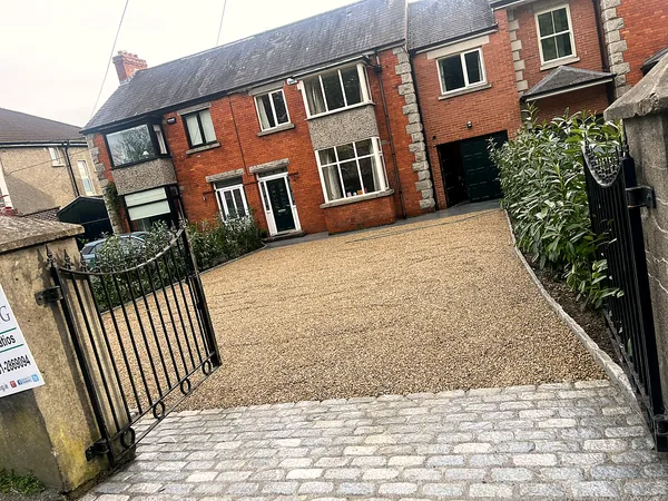 Gravel driveway in South Dublin by Dundrum Paving