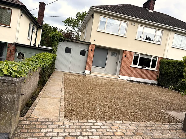 Gravel driveway in South Dublin by Dundrum Paving