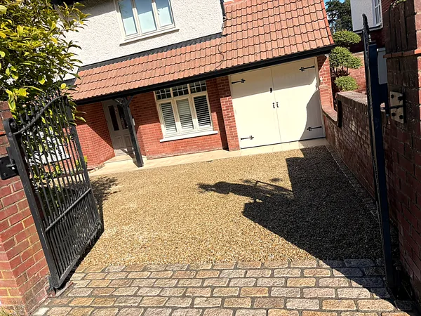 Gravel driveway in South Dublin by Dundrum Paving