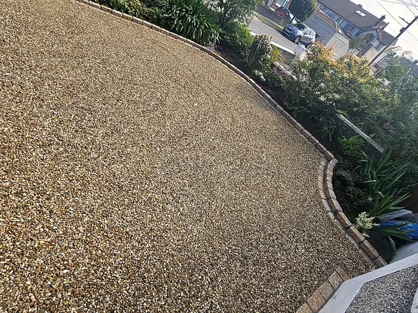 Gravel driveway in South Dublin by Dundrum Paving