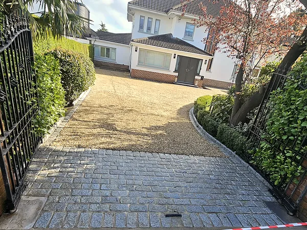 Gravel driveway in South Dublin by Dundrum Paving