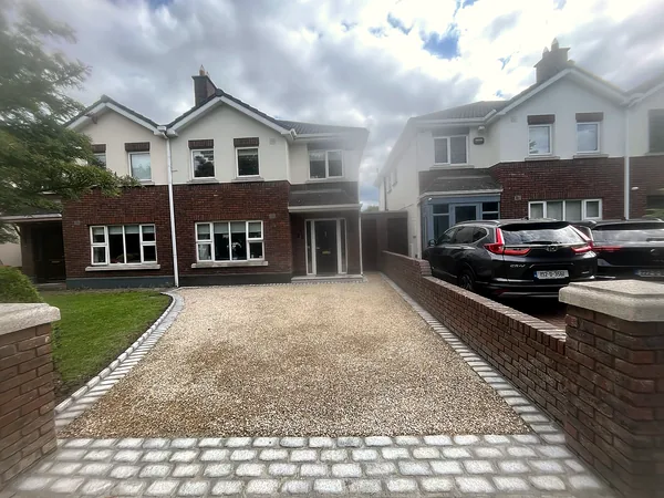 Gravel driveway in South Dublin by Dundrum Paving
