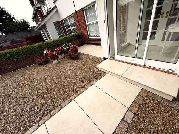 Gravel driveway in South Dublin by Dundrum Paving