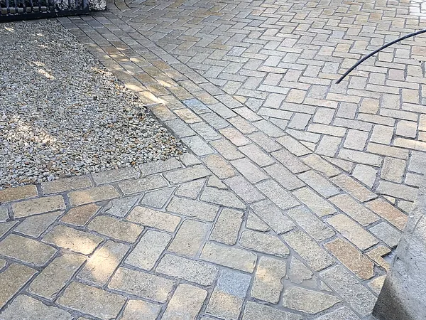 Paved driveway in South Dublin by Dundrum Paving
