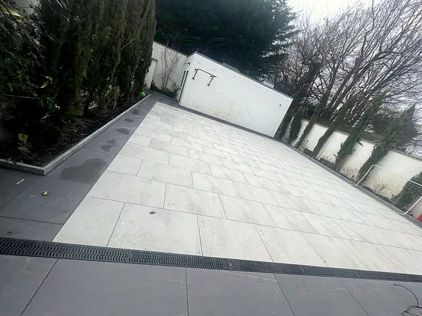 Porcelain paving in South Dublin by Dundrum Paving