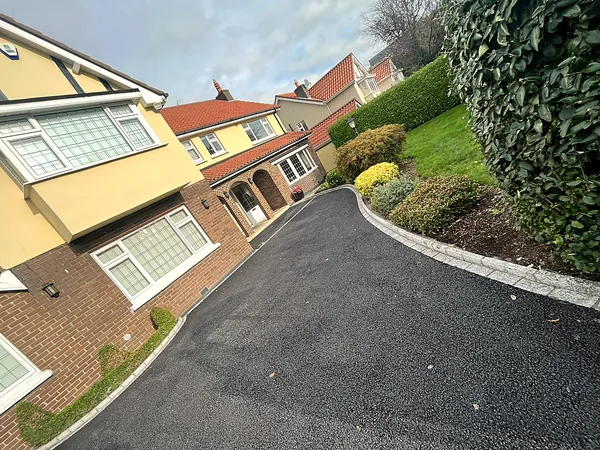 Tarmac driveway in South Dublin by Dundrum Paving