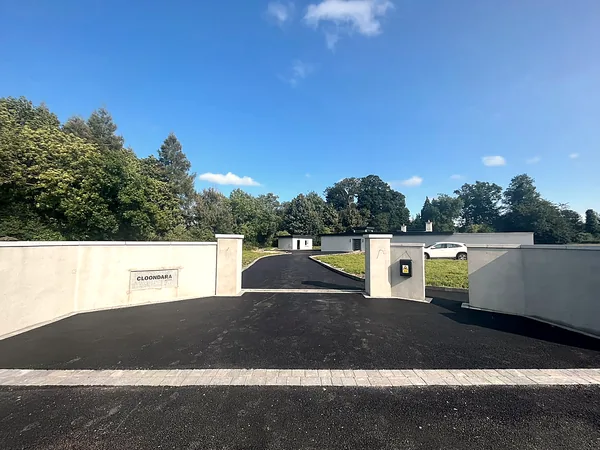 Tarmac driveway in South Dublin by Dundrum Paving