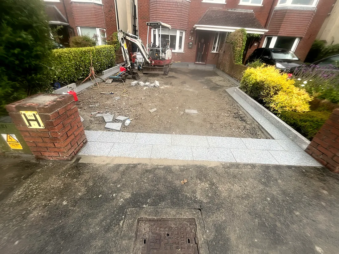 Tarmac Driveway & Granite Edging, Ballinteer