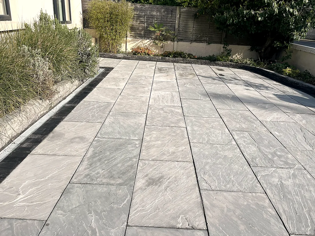 Limestone Driveway & Connemara Walling, Blackrock