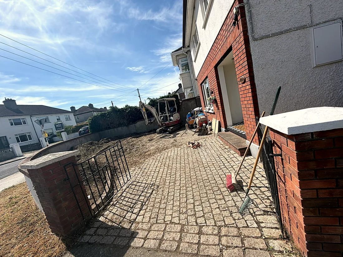 Gravel Driveway & Cobble Apron, Churchtown