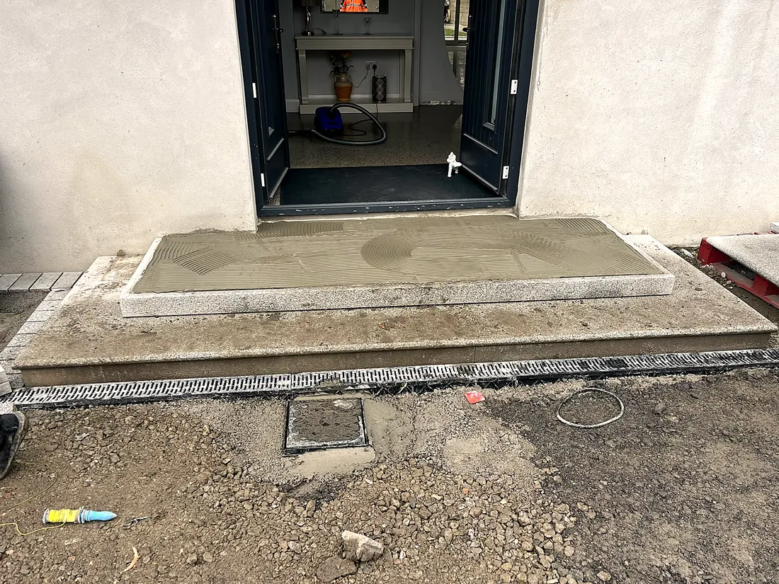 Tarmac & Granite Driveway, Foxrock