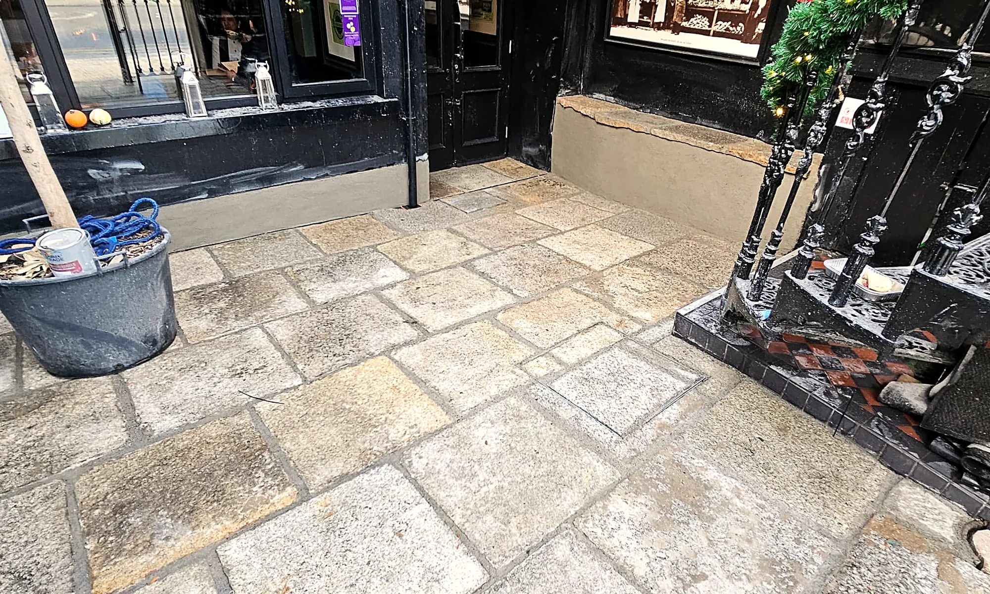 Granite Courtyard, Pembroke Street, Dublin 2