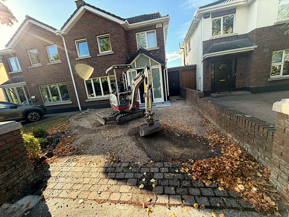 Gravel Driveway & Cobble Apron, Terenure