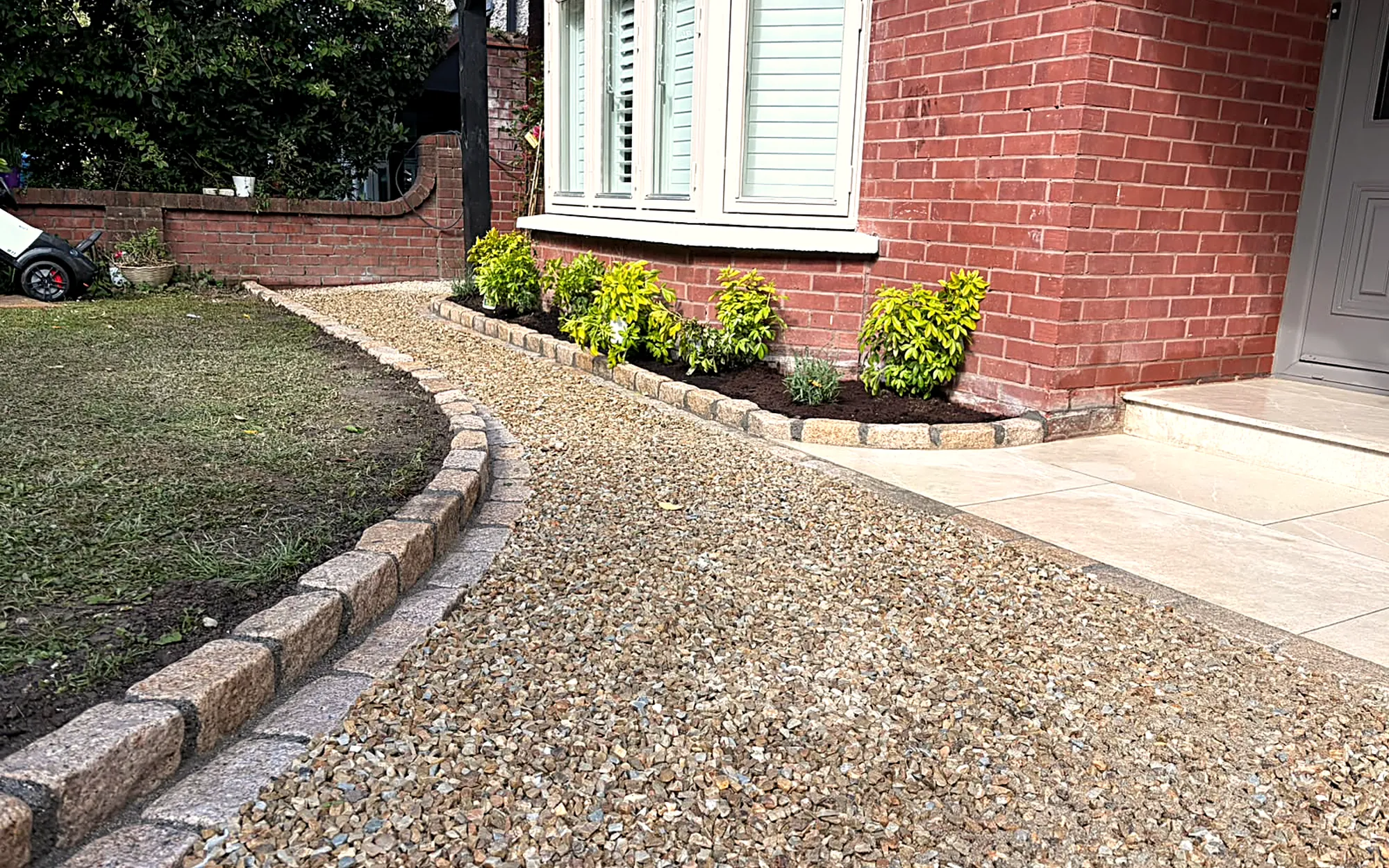 Golden gravel driveway with gates, South Dublin